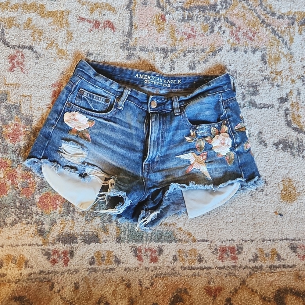 AMERICAN EAGLE | Denim | Cutoffs | Embroidered